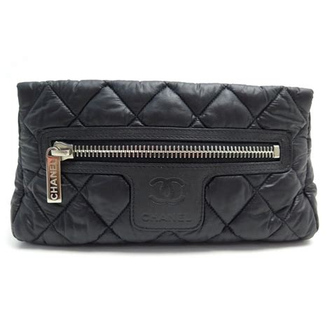 chanel pochette costo|Chanel pouch price.